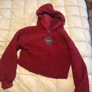 Cropped teddy sweatshirt! Dark red